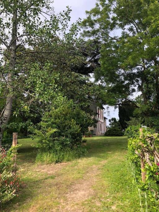 Maison De Famille Avec Parc Arbore Μοντωμπάν Εξωτερικό φωτογραφία